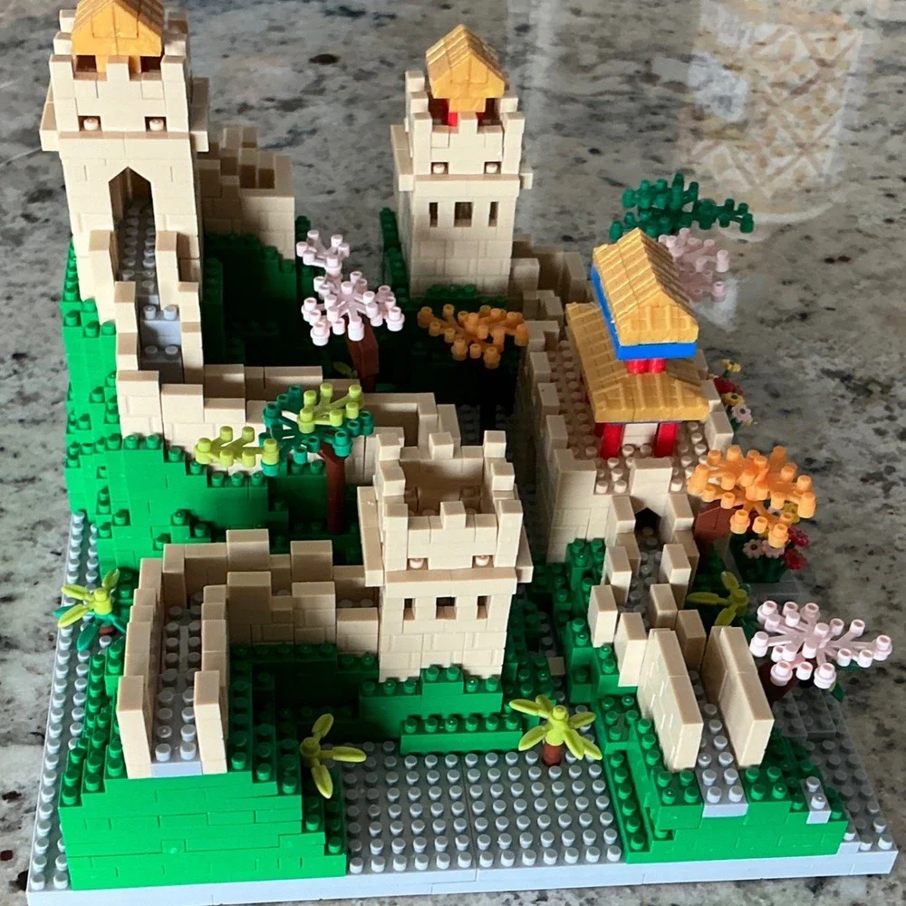 Great Wall China Yanmenguan Building Unassembled Block Set 2000 Pcs Architecture